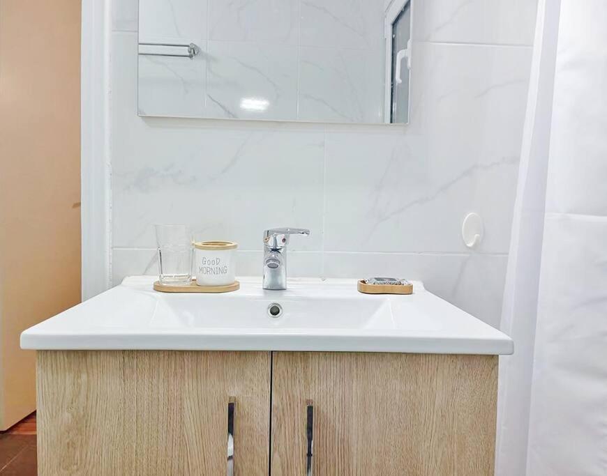 Sunny Two-Bedroom Apartment Next To Panathenaic Stadium 外观 照片